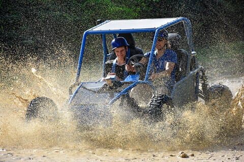 Puerto Plata Monster Buggies äventyr
