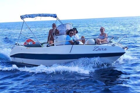 Volcano Island Private Boat Tour from Lipari/Volcano 4/8h