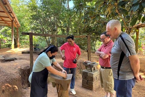 From Huatulco : Cultural immersion of cocoa and coffee in the Sierra