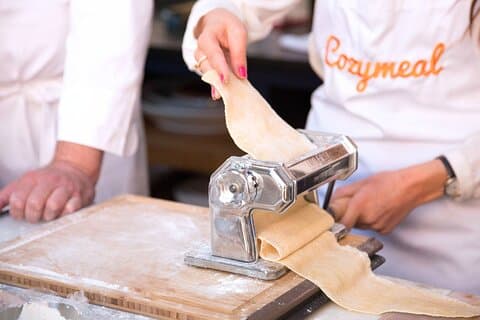 Pasta maken in een gastvrij Ligurisch huis (4 - gangenmaaltijd)