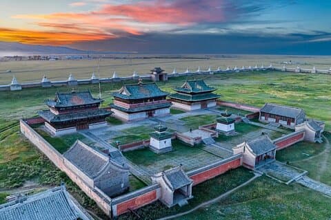 4 dagars Mongoliet äventyr Sanddyner varma källor och Ugii Lake