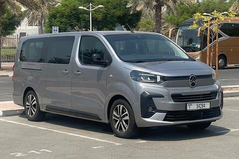 Privétransfer van/naar de luchthaven Dubai en Sharjah