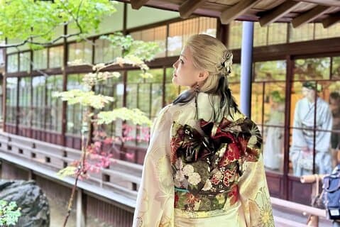 Eikando Temple Kyoto Kimono uthyrning med hårstyling erfarenhet