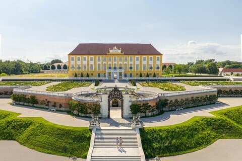 Vienna Half-Day Trip to Schloss Hof Palace & Gardens