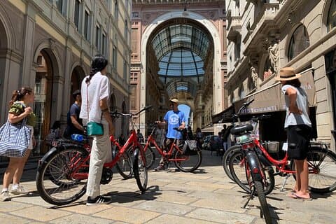 Tour privato in bici a Milano