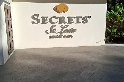 St. Lucia Airport Transfer To Secrets Resort and Spa Private