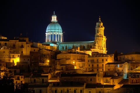 Recorrido barroco de ensueño por Noto, Modica y Ragusa desde Catania o Taormina