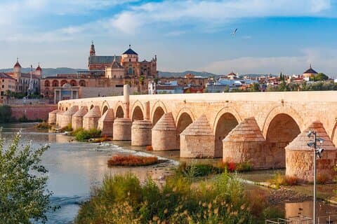Hello Córdoba : Privat 2 - Hour Intro stadsvandring med lokal Guide