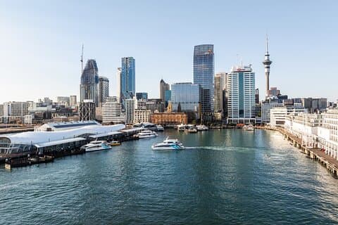 Crociera nel porto di Auckland