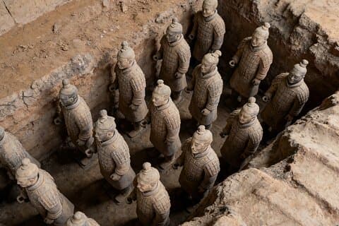 Viagem privada de trem-bala de Chengdu a Xi'an: guerreiros de terracota e muralha da cidade