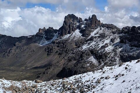 5 Dias Mount Kenya Trek via Chogoria Route para Point Lenana