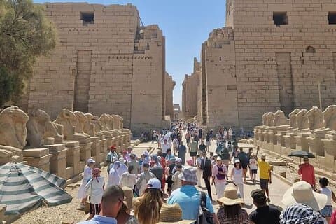 Private Full Day Guided Tour of Luxor East and West Banks