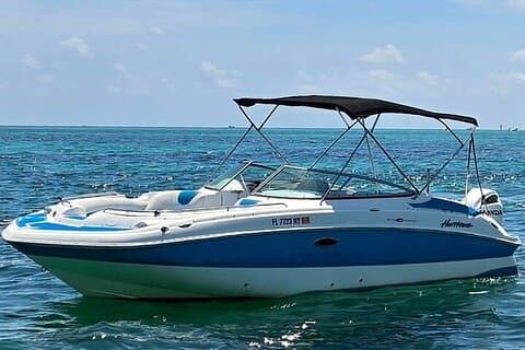24' Hurricane Sundeck Bootsverleih