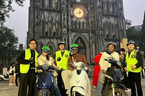 Hanoi Scooter City Tour : Train Street, Street Food & Vie Cachée