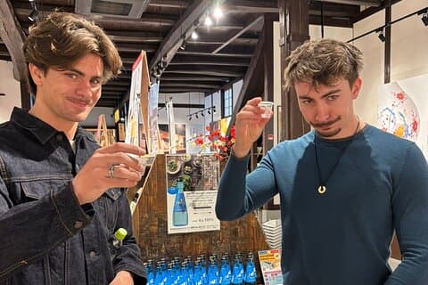Hiroshima Saijo Sake Tasting Guided Tour - 7 Breweries in 2 Hours