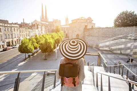 Passeie e explore a praia privada de Bordeaux com Guia