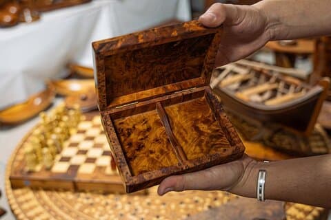 Thuya Wood Workshop i Essaouira: Skapa din egen handgjorda låda
