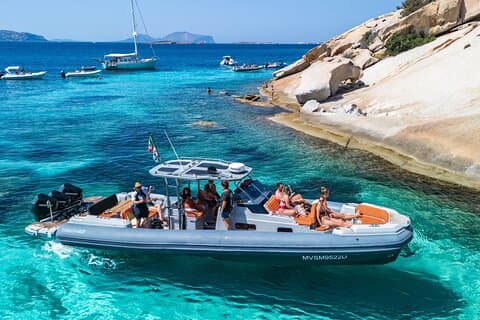 Olbia-tur och aperitif-lunch i Tavolara Molara Marine Park (8 timmar)