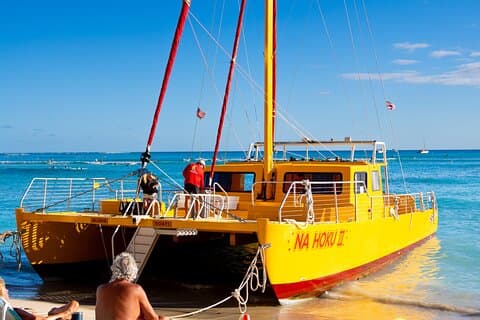 1 time Waikiki sejl på Na Hoku 3 katamaran