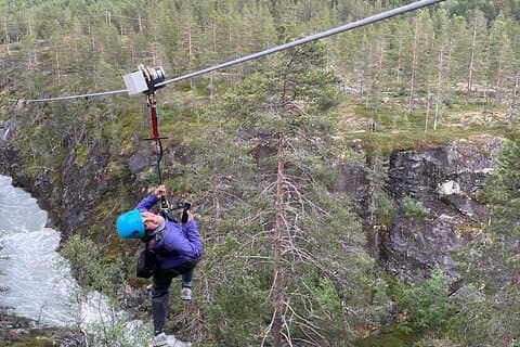 Midgard Zipline Aventura