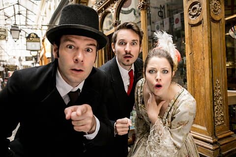 Passagens Cobertas de Paris: Uma Visita Teatral em Francês