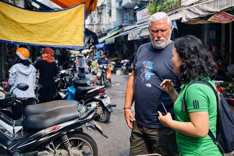 Walking Tour of Ho Chi Minh City: Districts 3 and 10