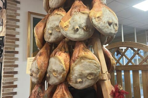 Degustazione di Parmigiano Reggiano e Prosciutto in Emilia Romagna