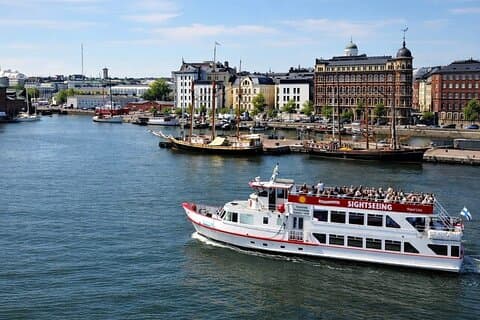 Croisière touristique dans l'archipel d'Helsinki