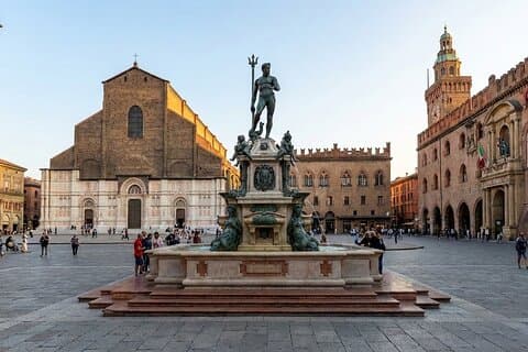 Bologna's Best Kept Secrets: Self-Guided Walking Tour