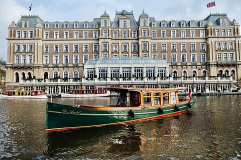 Croisière de luxe en petit groupe sur le canal d'Amsterdam sur un bateau-salon