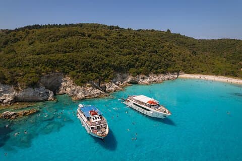 Corfu: Cruzeiro de luxo de dia inteiro para Paxos, Antipaxos e Cavernas Azuis