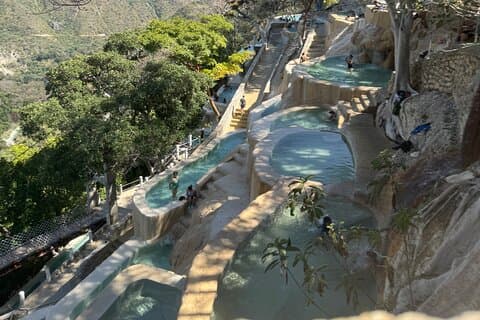 Tour Privado a las Grutas de Tolantongo Relax y Naturaleza