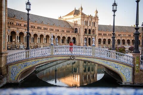Privé fotoshoot tour in het iconische Sevilla met fotograaf