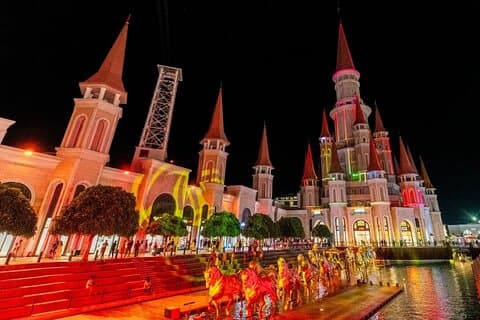 Hoteller i nærheten av Antalya Land of Legends Tour