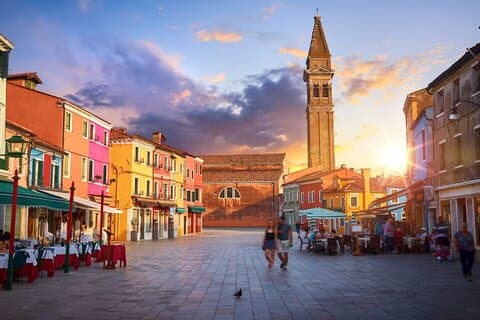Explore Murano Burano and Torcello by private bragozzo