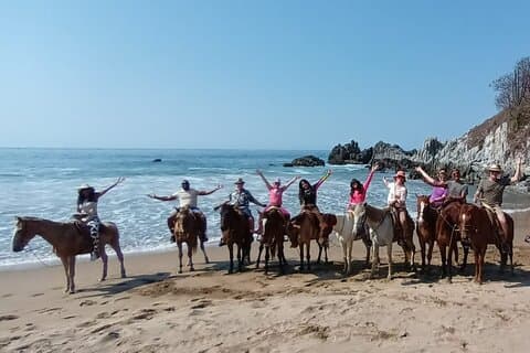 Passeios a cavalo em Ixtapa com embarque no hotel
