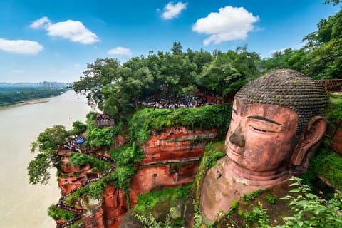 2-Day Private Tour to Chengdu City Highlights+Leshan Buddha from Shanghai by Air