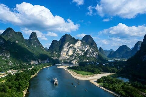 3-Day Private Tour from Xi'an by Air: Guilin, Longji Rice Terrace and Yangshuo
