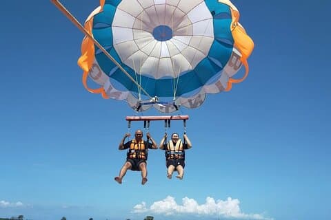 Oplev Bali vandsport med Uluwatu Sunset Tour