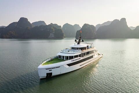 Hera Cruise - Top Notch Day Cruise in Halong and Lan Ha Bay