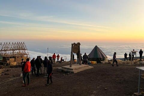 8 Tage Lemosho Route Trek zum Mount Kilimanjaro Peak