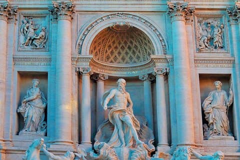 Tour privado a la Fontana de Trevi en Vicus Caprarius y el Panteón
