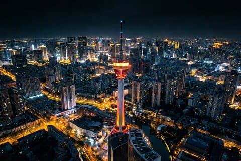 Private Chengdu Verlichte nachttour met radio en tv-toren