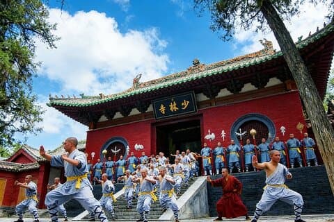 Eigen onafhankelijke tour naar Shaolin-tempel vanuit Zhengzhou