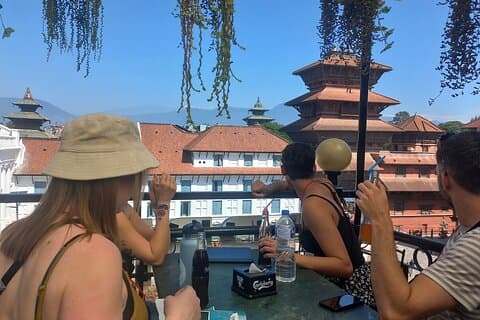 カトマンズ旧市街文化散歩