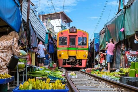 Bangkok Floating Market e Maeklong Railway Tour com transferências