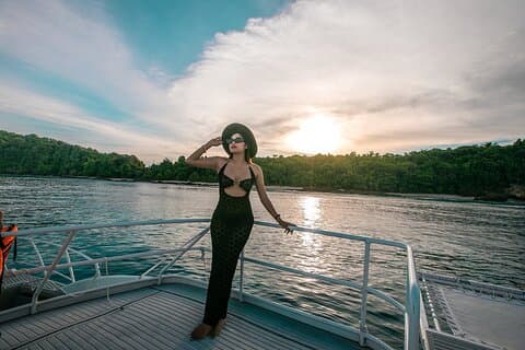 Lazy Phi Phi and Maiton Island Sunset Snorkeling Tour from Phuket