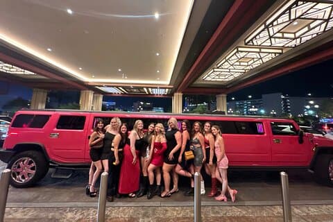Lyxig Stretch Limo med Champagne och Club Entry i Las Vegas