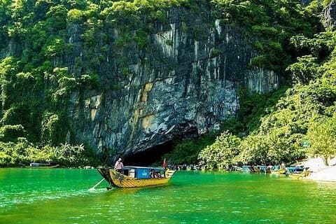 Full Day Phong Nha and Paradise Cave All Inclusive Adventure