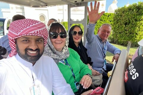 Abu Dhabi Tour Stora moskén Heritage Village Qasr al Watan Inträde